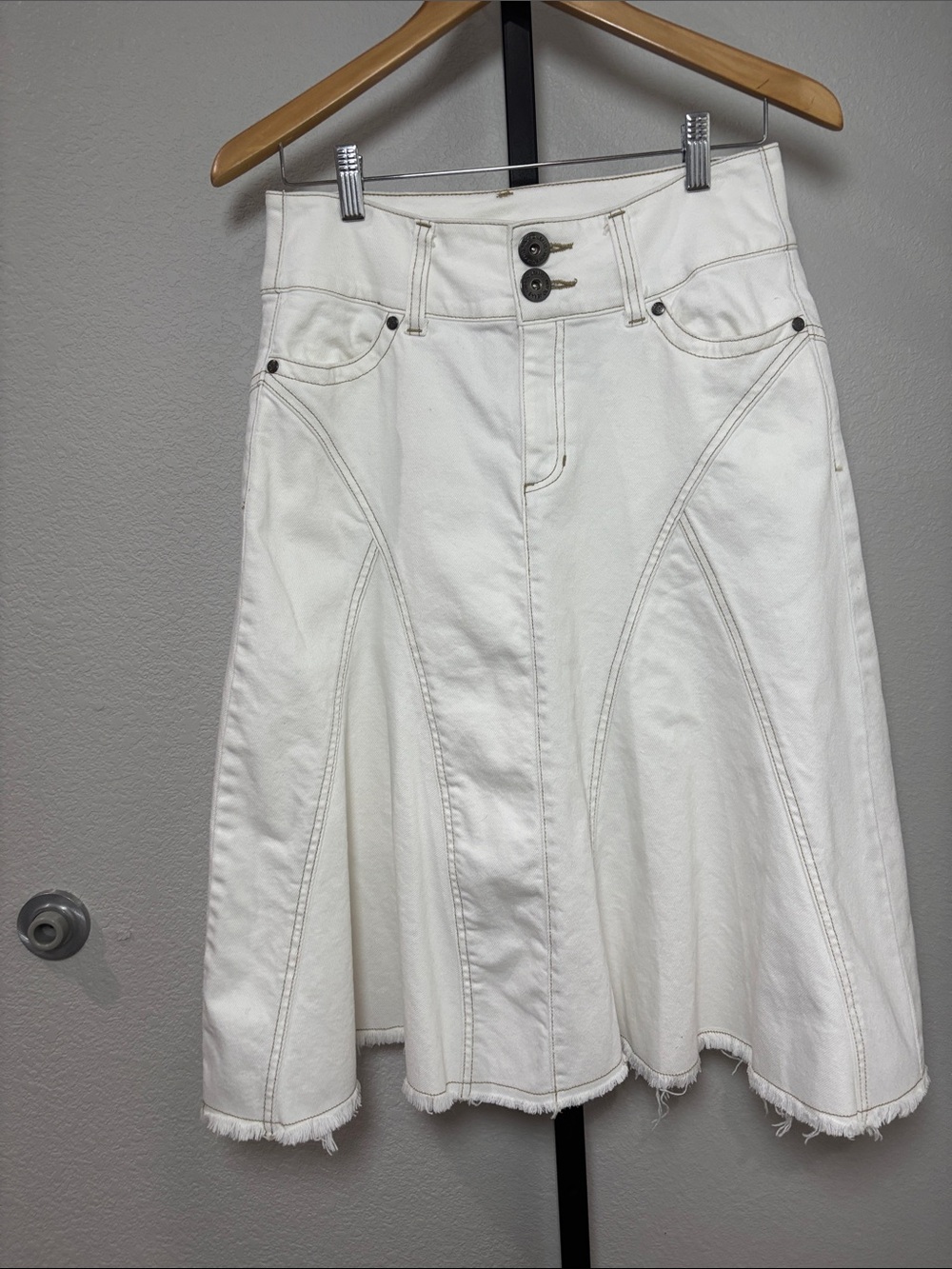 High-Rise White A-Line Denim Skirt with Button Detail